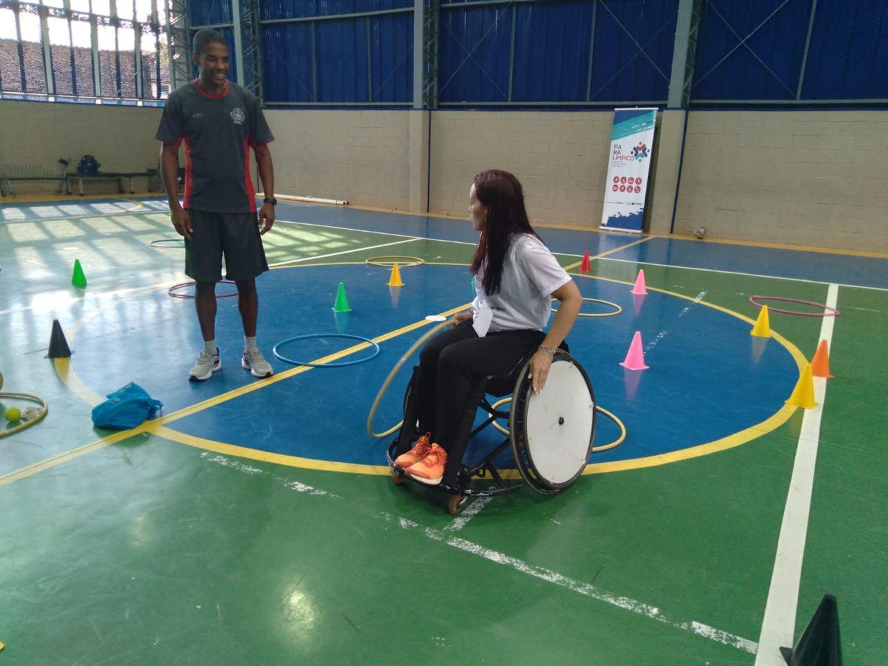 Governo de SP inicia curso de capacitação paralímpica para profissionais de educação física em Cotia