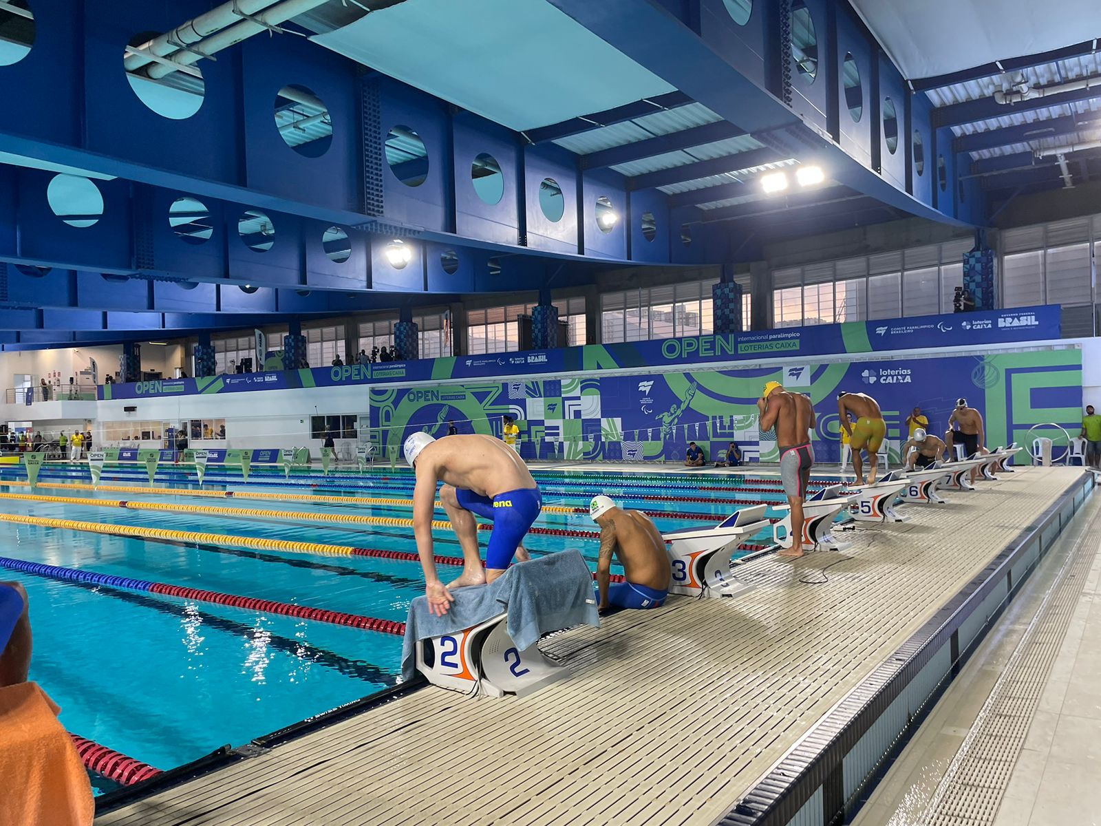 Atletas do Time SP de natação alcançam boas marcas em torneio internacional na capital paulista